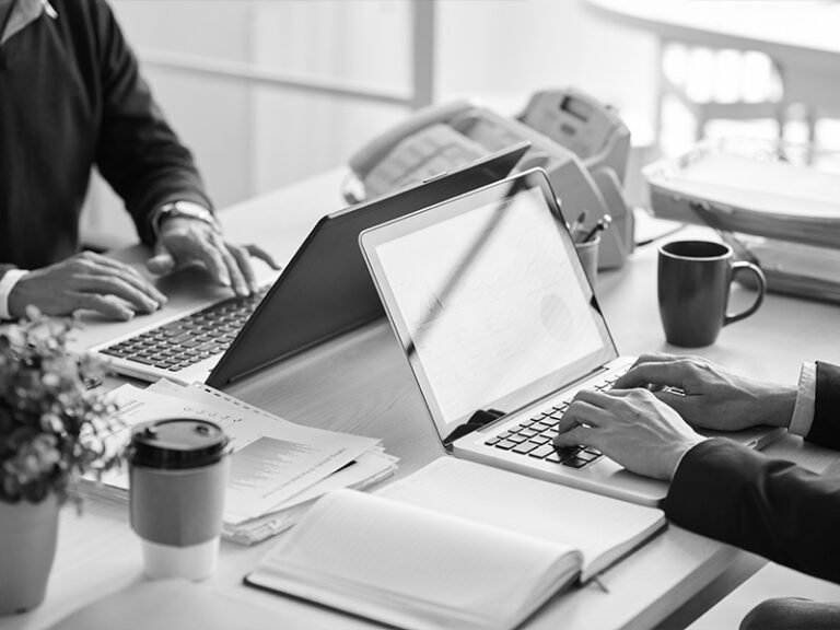 Equipe Comptable Professionnel Web Design Noirjpg