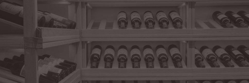 Accueil Cave Avec Bouteilles De Vin